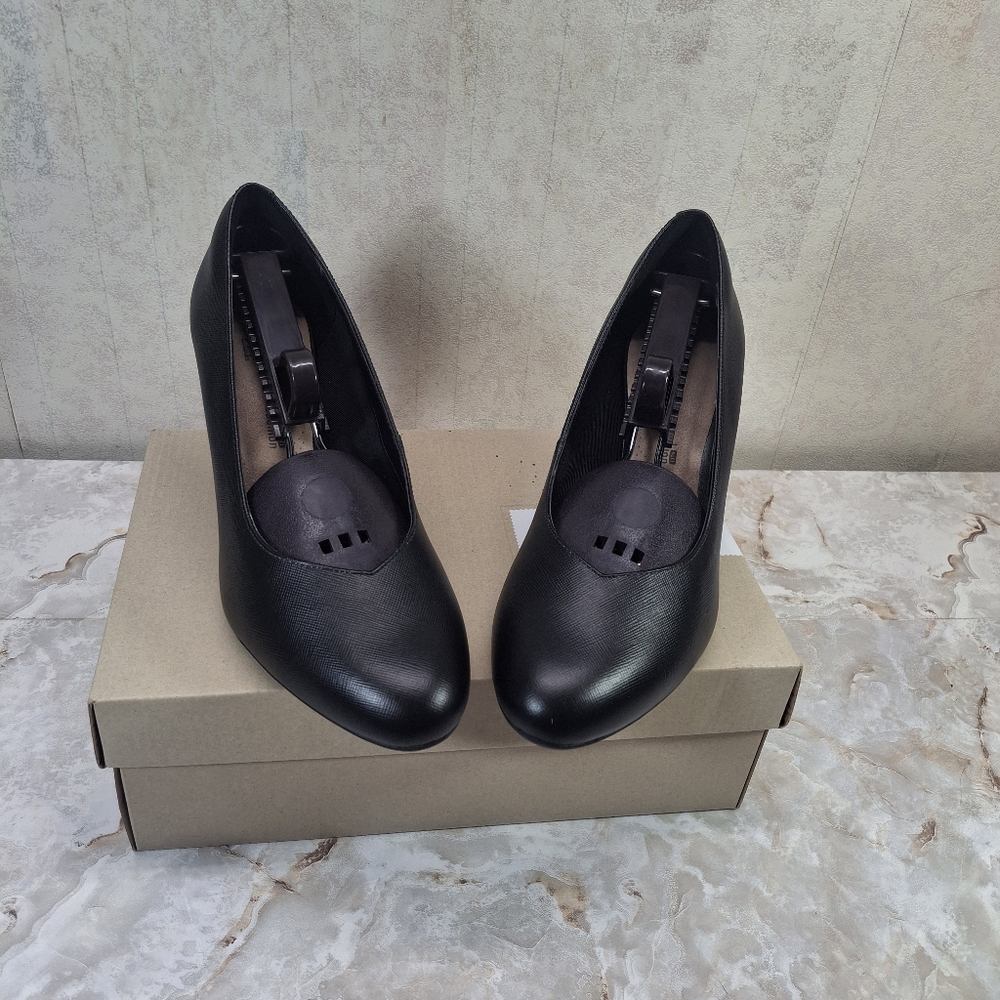 Clarks Dancer Nolin Elegant Black Leather Pump Women's Shoes 8.5